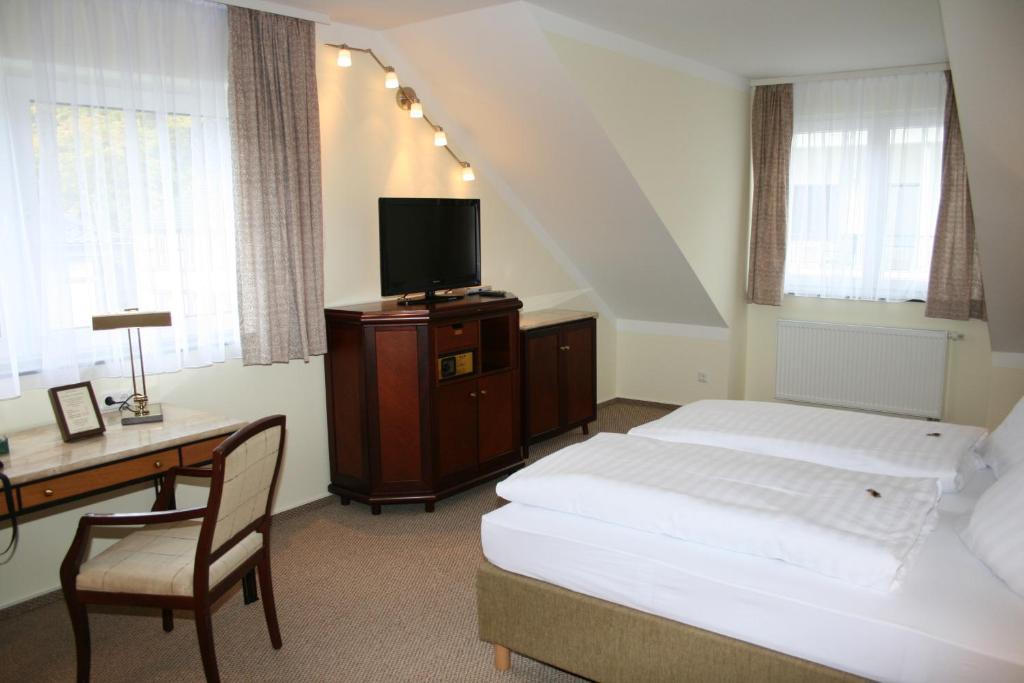 Hotel-Restaurant Stollen Mechernich Room photo