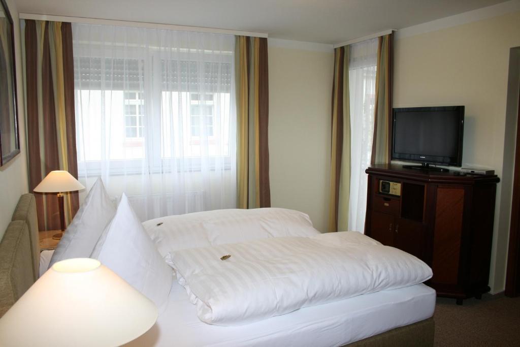 Hotel-Restaurant Stollen Mechernich Room photo